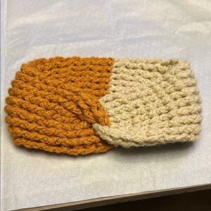 Two-Tone Knitted Headband